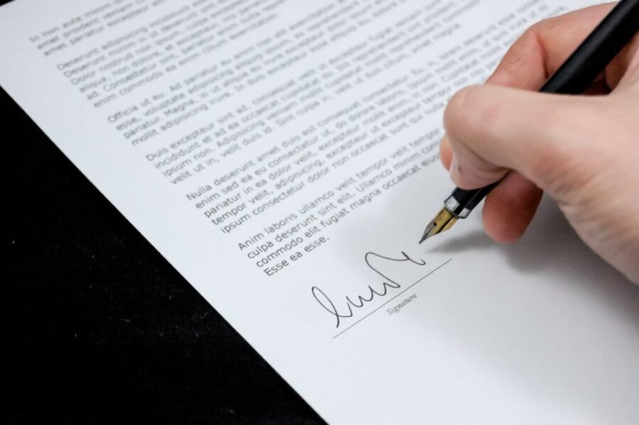 How to Write a Resignation Letter for A Job: Ultimate Guide
