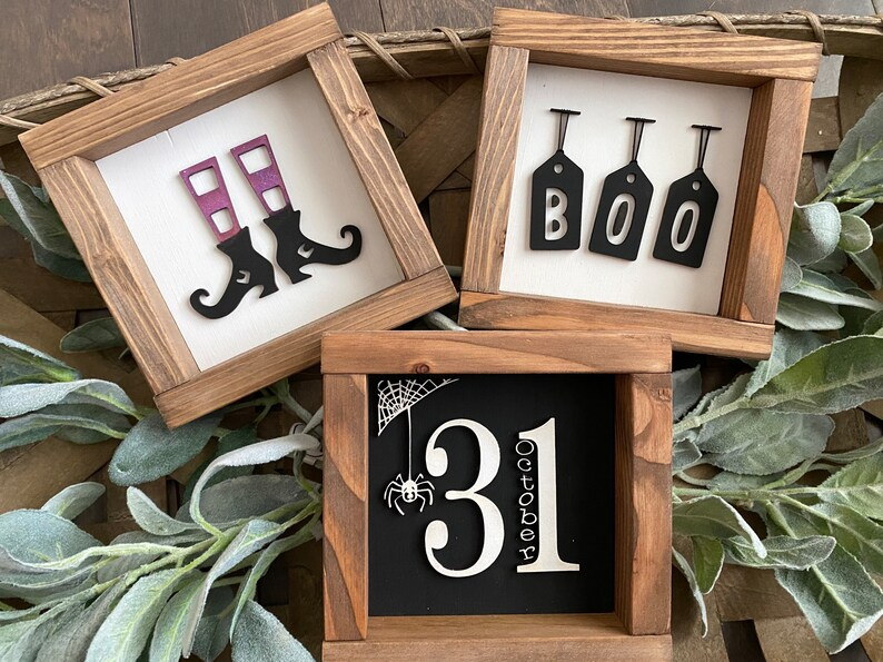 3 small wooden Halloween signs