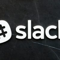 slack logo: Meilleurs générateurs de logo gratuit en ligne & outils AI